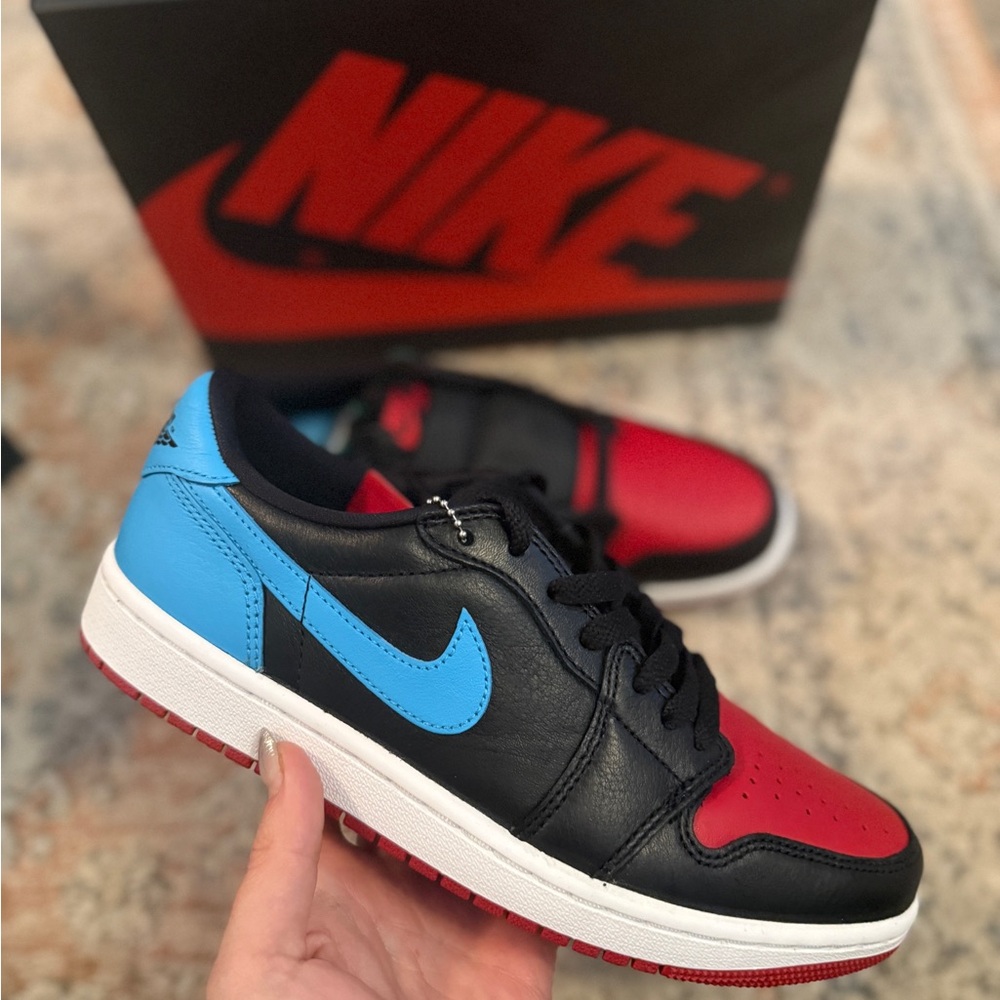 Women’s air Jordan retro low og